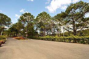 Sam Tuyen Lam Resort