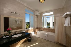 Sam Tuyen Lam Resort