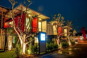 Sleepbox Chiangmai Hotel
