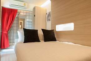Sleepbox Chiangmai Hotel