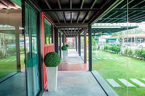 Sleepbox Chiangmai Hotel