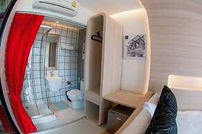 Sleepbox Chiangmai Hotel
