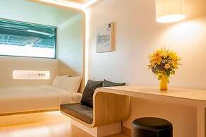 Sleepbox Chiangmai Hotel
