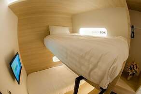 Sleepbox Chiangmai Hotel