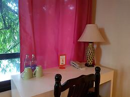 Studio Sukhumvit 18 by iCheck Inn