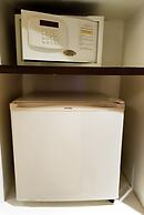 Studio Sukhumvit 18 by iCheck Inn