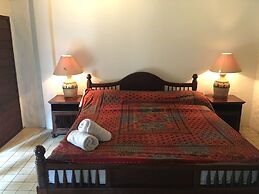 Baan Singkham Resort