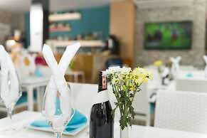 Kleopatra Suit Hotel