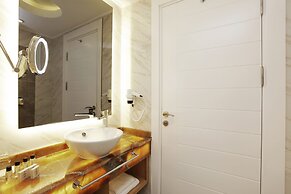 Kleopatra Suit Hotel