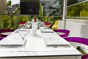 Kleopatra Suit Hotel