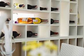 Kleopatra Suit Hotel