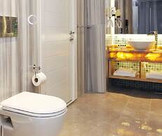 Kleopatra Suit Hotel