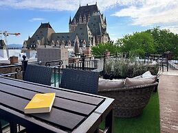 Hôtel Manoir Vieux Québec