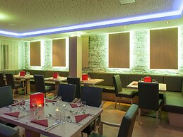 Mountain Lake Resort