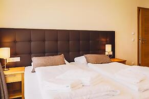 Mountain Lake Resort