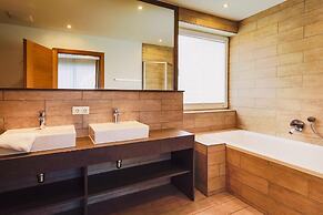 Mountain Lake Resort