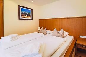 Mountain Lake Resort