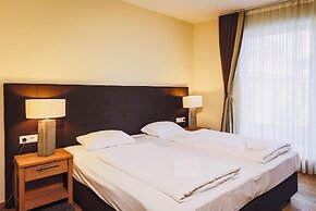 Mountain Lake Resort