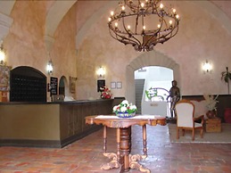 Hotel Castillo Santa Cecilia