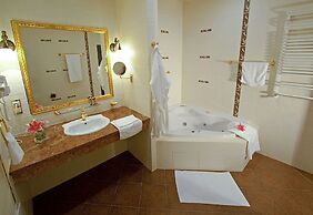 Kupava Deluxe Hotel