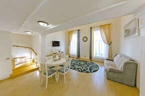 Metro Hotel Apartments
