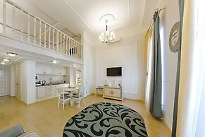 Metro Hotel Apartments