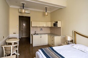 Metro Hotel Apartments