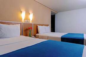 Kasa Hotel & Suites