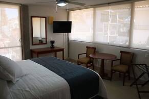 Hotel Porto Allegro - Near Malecon