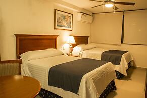 Hotel Porto Allegro - Near Malecon