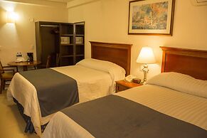 Hotel Porto Allegro - Near Malecon