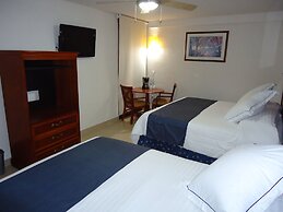Hotel Porto Allegro - Near Malecon