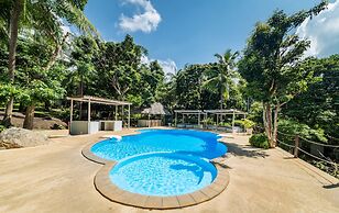 Shiralea Island Resort