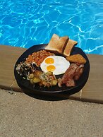 Shiralea Island Resort