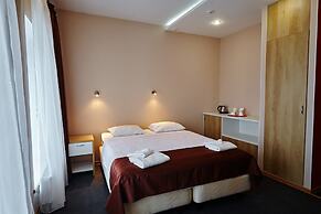 Baget Hotel