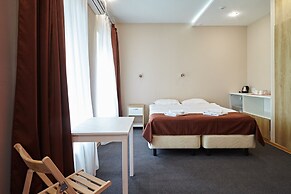 Baget Hotel