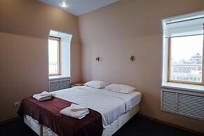 Baget Hotel