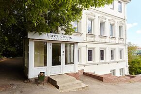 Baget Hotel