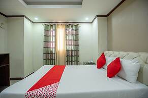OYO 700 Pj Inn Hotel