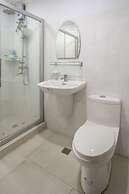 OYO 700 Pj Inn Hotel