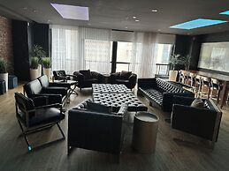 Holland Hotel by Simplissimmo