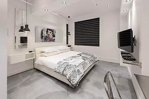 Holland Hotel by Simplissimmo