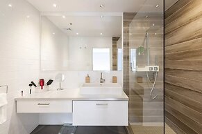 Holland Hotel by Simplissimmo