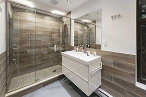 Holland Hotel by Simplissimmo