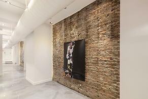 Holland Hotel by Simplissimmo