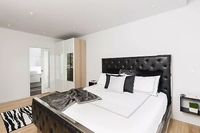 Holland Hotel by Simplissimmo