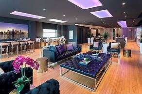 Holland Hotel by Simplissimmo