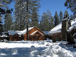 Evergreen Lodge Yosemite