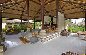 Bayshore Villas Candi Dasa