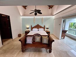 Bayshore Villas Candi Dasa